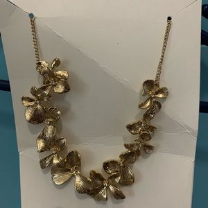 New Banana Republic necklace